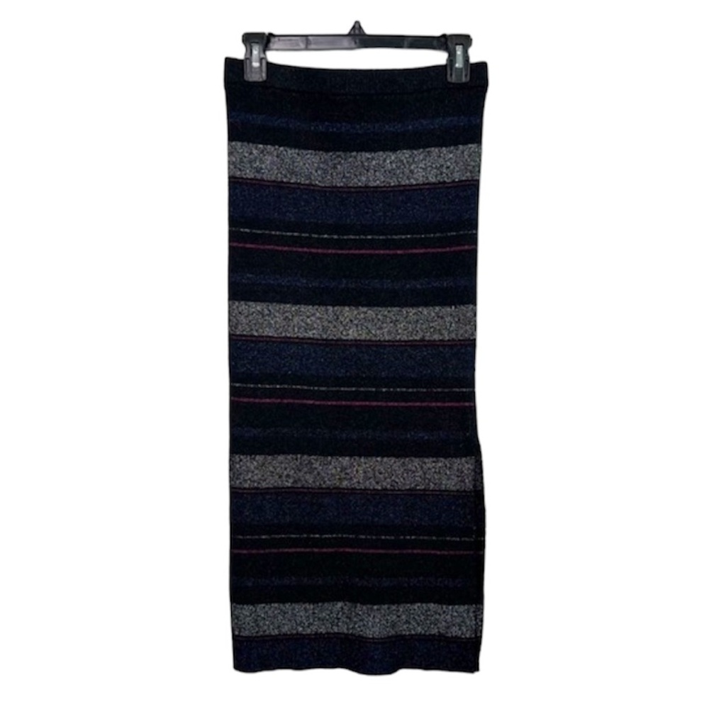 HOUSE OF HARLOW 1960 Sweater Knit black and metallic long Skirt with side slit
